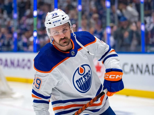 Report: Rangers to sign Sam Carrick to three-year, $3 million contract