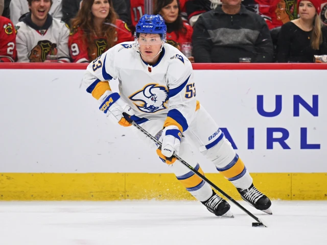 Report: Jeff Skinner chose to sign in Edmonton after turning down offer from Maple Leafs