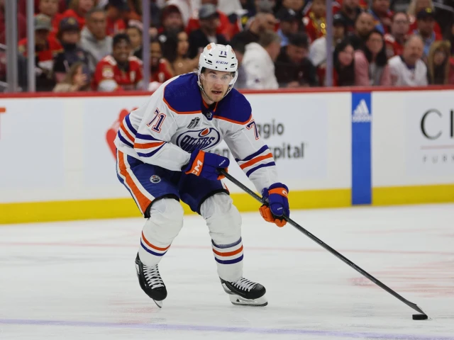 Edmonton Oilers trade Ryan McLeod to Buffalo Sabres for Matt Savoie