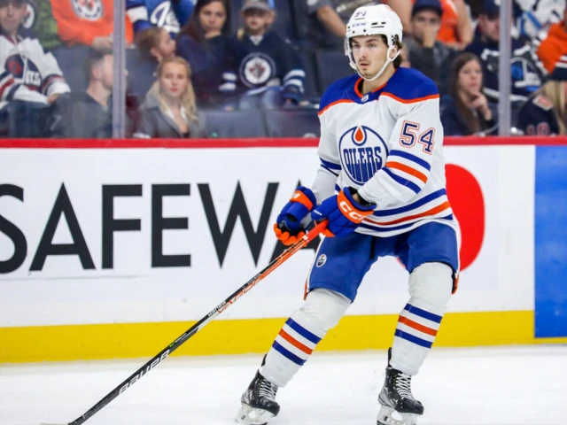 Oilers send Bourgault, Chiasson to Senators for Jarventie, pick