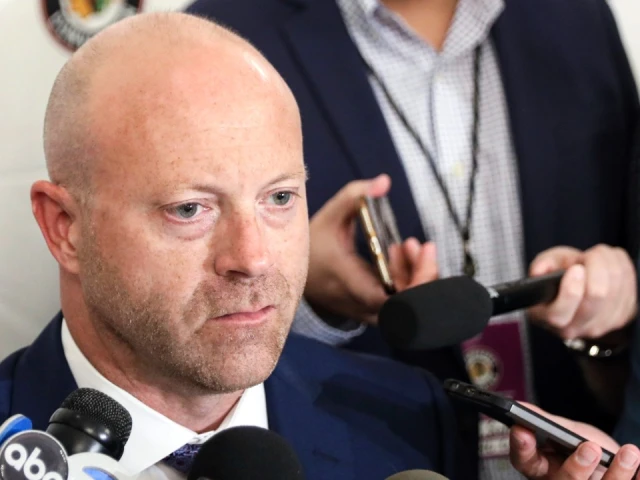 New Oilers GM Stan Bowman: ‘My response was inadequate back in 2010’
