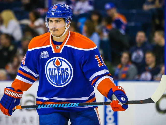 Former Edmonton Oiler Nail Yakupov signs with KHL’s Kunlun Red Star