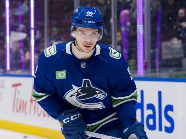 Edmonton Oilers acquire forward Vasily Podkolzin from Vancouver Canucks