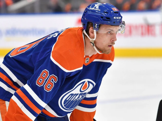 Report: Oilers decline to match Blues' offer sheets for Broberg, Holloway