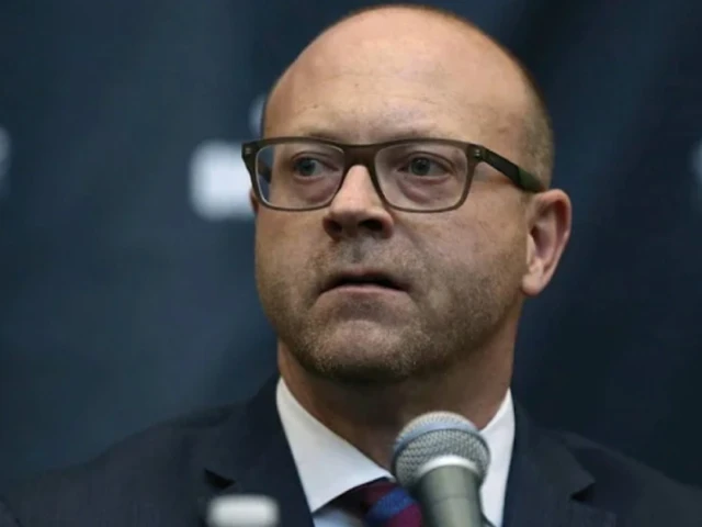 Oilers GM Stan Bowman cites cap crunch in not matching Blues’ offer sheets