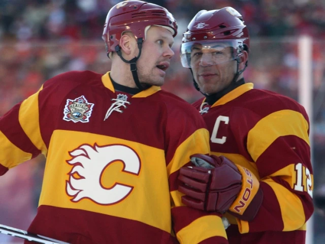 Ranking the worst jerseys worn by every Canadian NHL team