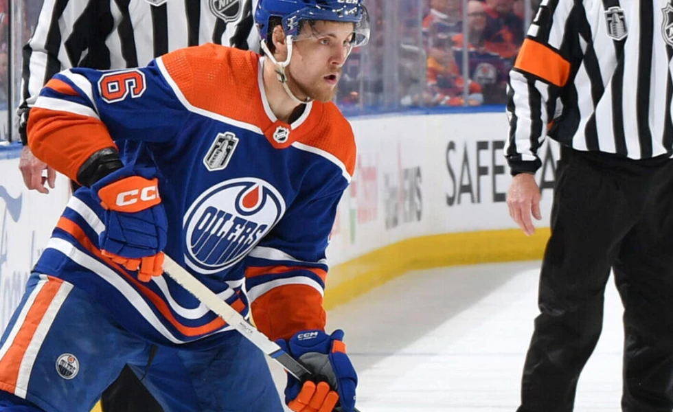 Oilers GM: Broberg, Holloway offer sheets 'way above' their performance