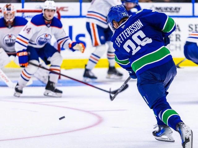 Oilers fall 2-0 to Canucks in first Young Stars game