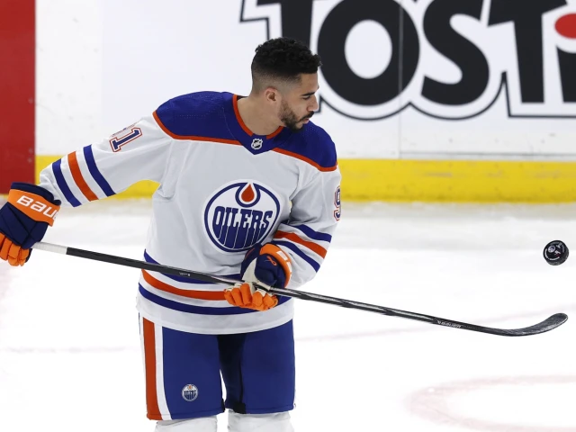 Oilers’ Evander Kane on upcoming surgery: “I’m having a lot done”