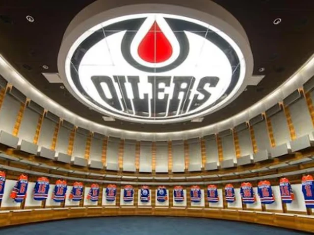 Oilers hire CapFriendly co-founder in new hockey strategy role