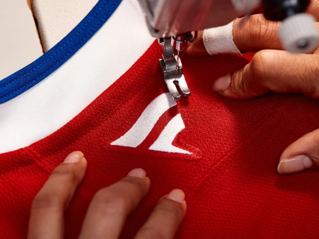 Hockey fans are shocked at Fanatics' NHL jersey prices: 