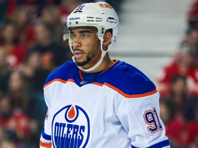 Oilers' Evander Kane not expected to be healthy until new year: report