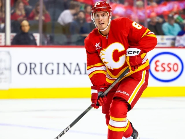 Ex-Oilers defenceman Barrie making strong impression with Flames