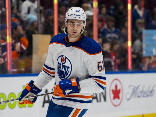 Edmonton Oilers reclaim Raphaël Lavoie off waivers from Vegas