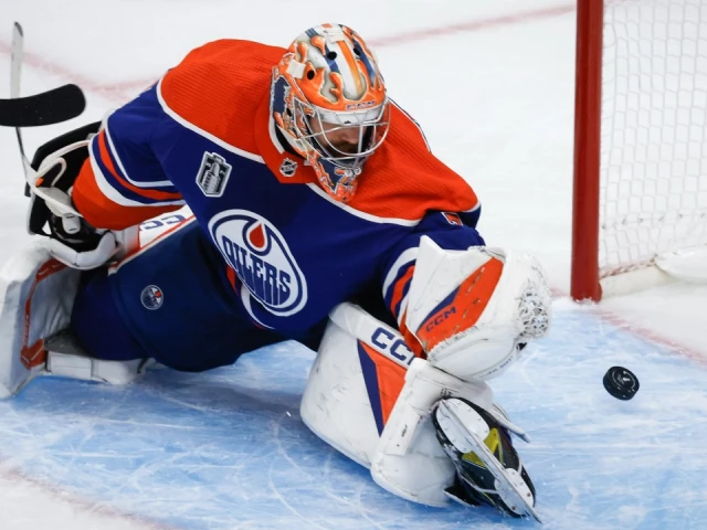 Jets chase Oilers goalie Stuart Skinner from net after five unanswered goals