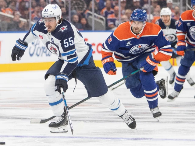 Jets rout Oilers with shutout win in opener