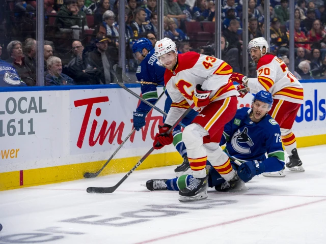 Former Oilers defenceman Vincent Desharnais falls out of Canucks lineup after first game