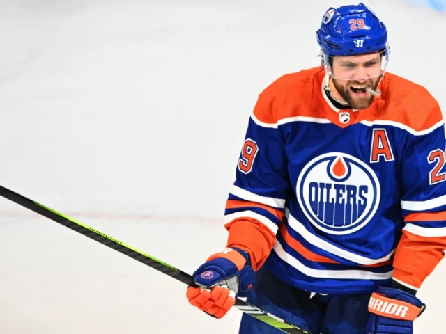 Oilers' Draisaitl explains why he stirs his beer with a spoon