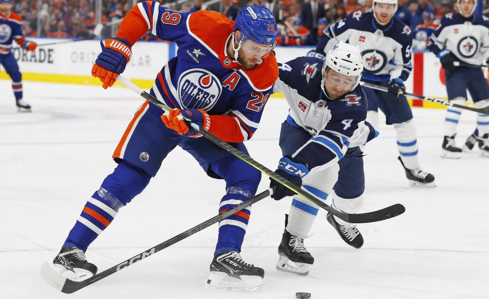 Best NHL player prop bets (Oct. 17): Snag this rare price on Edmonton’s sniper to score