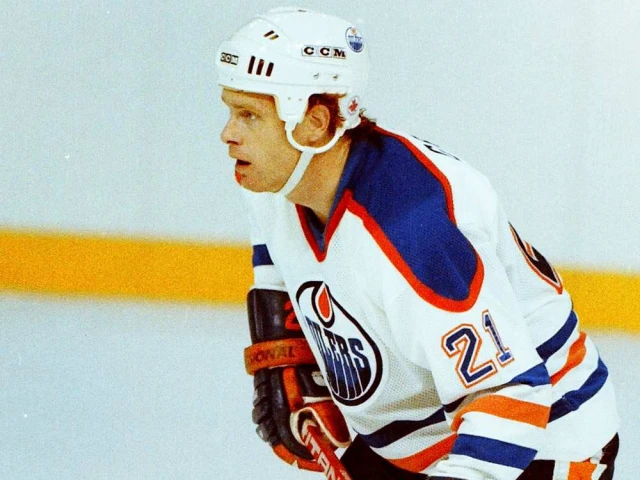 5 interesting facts about Oilers Hall of Fame inductee Randy Gregg