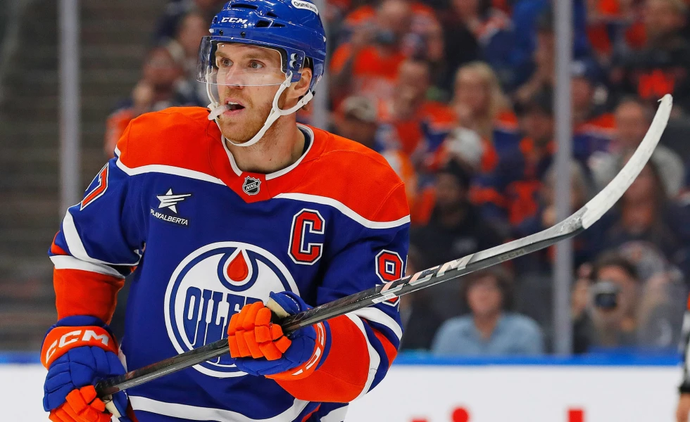 Forget the race to 1,000 points: Connor McDavid is the third-best scorer ever