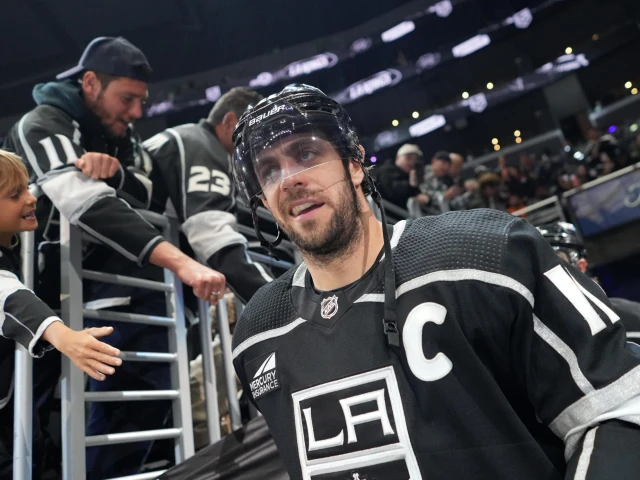 NHL Notebook: Anže Kopitar reaches 800 assists for NHL career