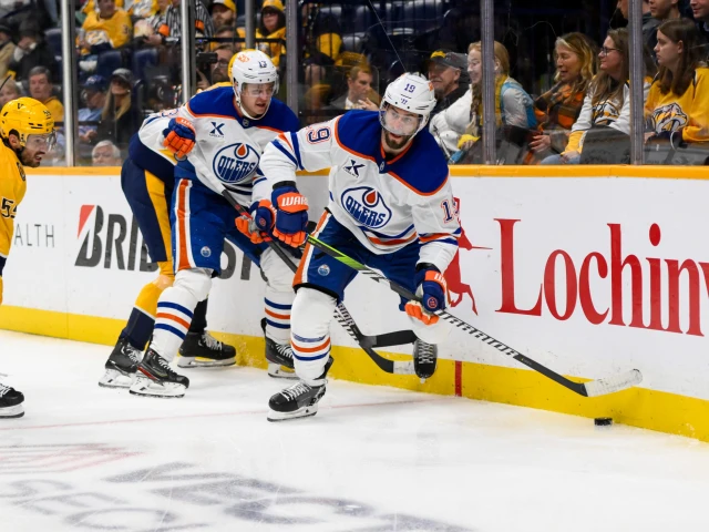 How can the Oilers fix their struggling third line?