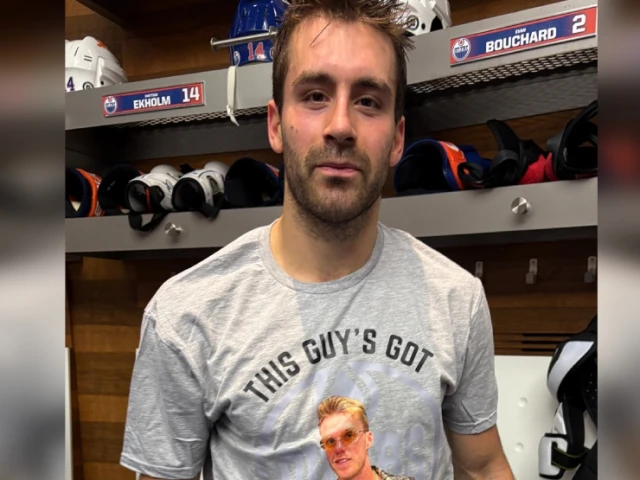 Oilers players wore hilarious custom shirts after McDavid milestone