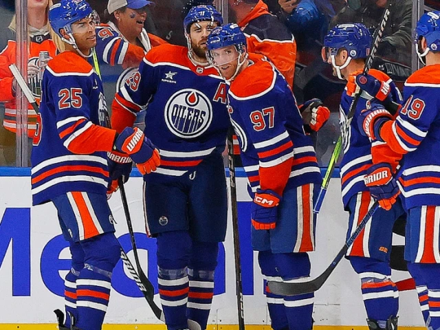 Oilers' Draisaitl was mic'd up for McDavid's 1,000th point and it's amazing