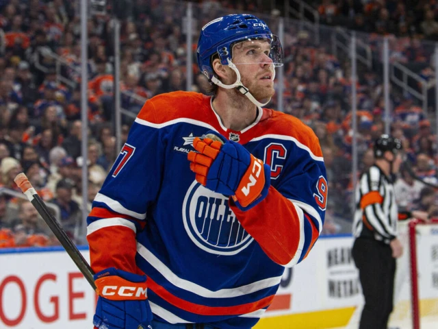 Charting McDavid's path to 2,000 points