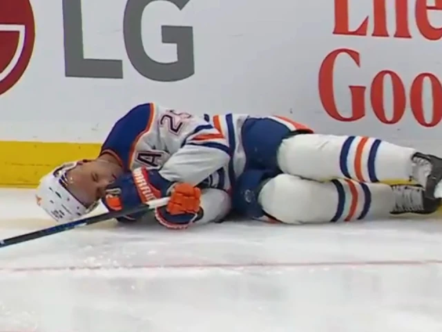 Maple Leafs’ Reaves ejected for high hit on Oilers’ Nurse