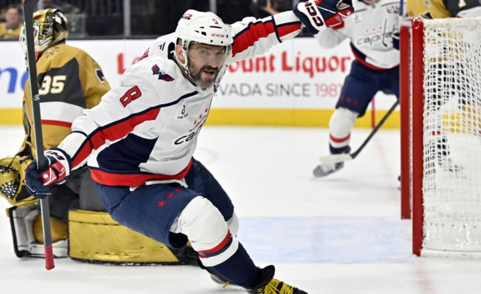 Ovechkin continues Gretzky chase with 1st hat trick since 2022