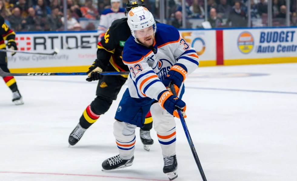 No timeline for return for Oilers’ Viktor Arvidsson