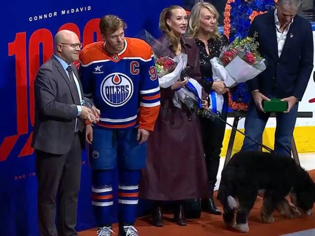 Oilers’ McDavid celebrates 1,000 points with family and dog