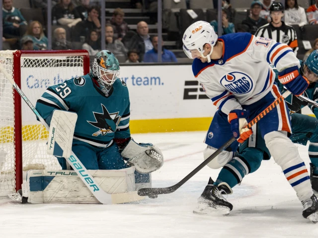 NHL Notebook: Avalanche acquire goaltender Mackenzie Blackwood from Sharks