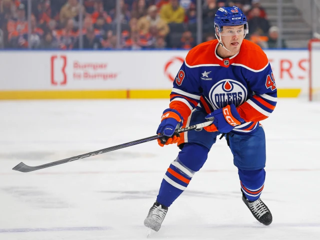 Friedman: Oilers looking to begin contract talks with Ty Emberson, ‘not take any chances’