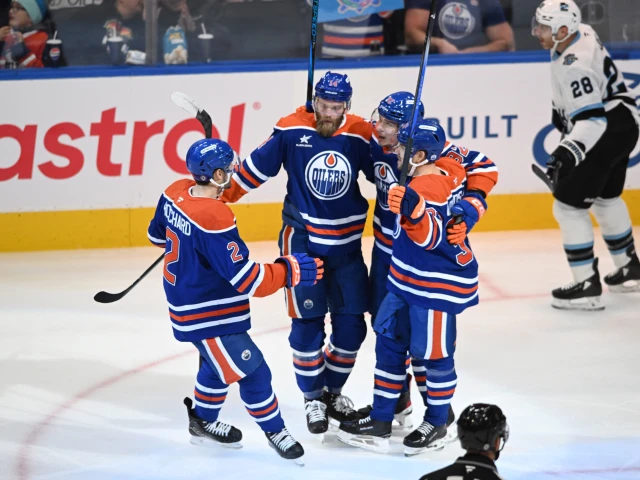 Instant Reaction: Oilers shuffle their lines and close out 2024 with a win over Utah