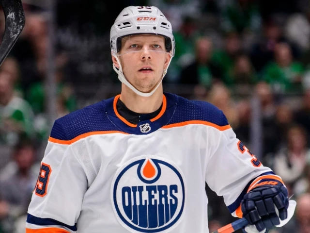 Ex-Edmonton Oilers power-play specialist announces retirement