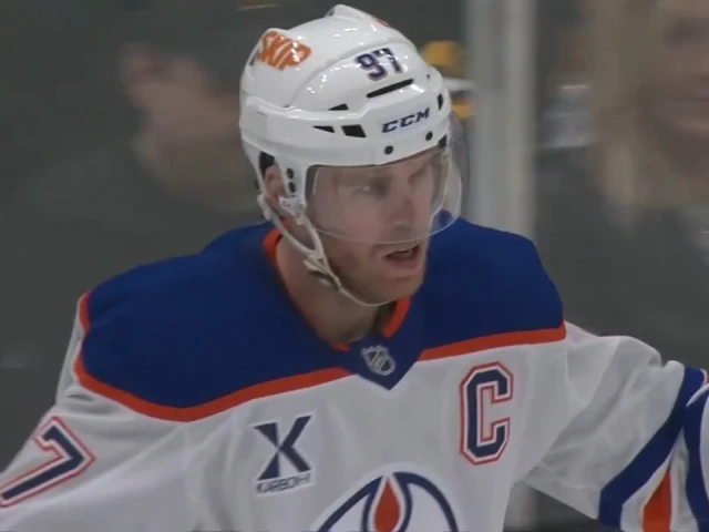 Skinner makes massive stop, McDavid capitalizes with breakaway goal