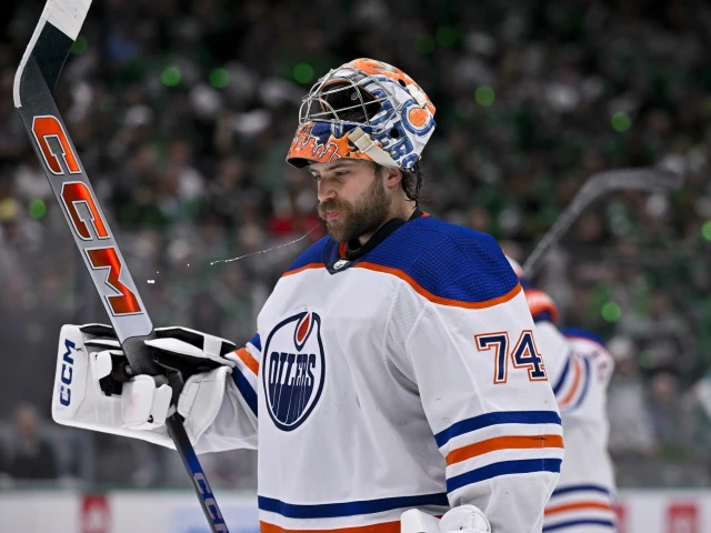 Oilers’ Stuart Skinner leaves game vs. Bruins with lower-body injury