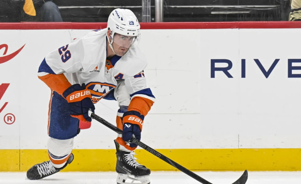 Report: Stars interested in Islanders' Nelson