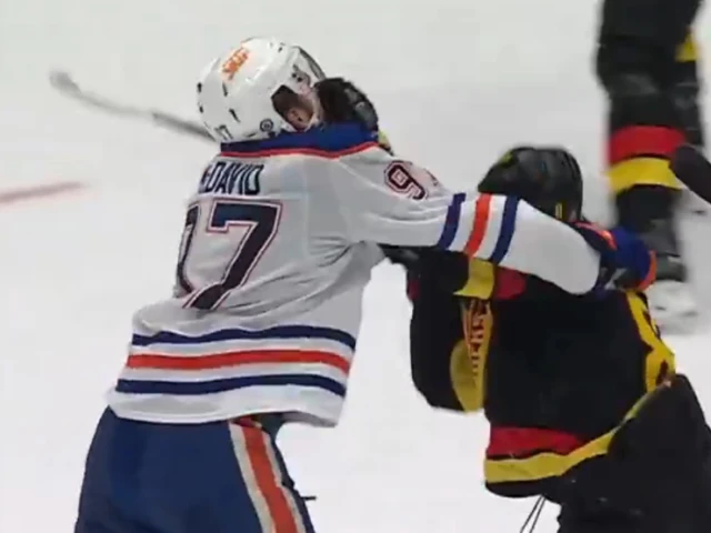 Edmonton Oilers head coach defends McDavid after ugly cross-check