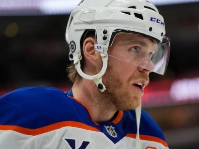 McDavid to have NHL hearing for cross-check to head of Canucks' Garland