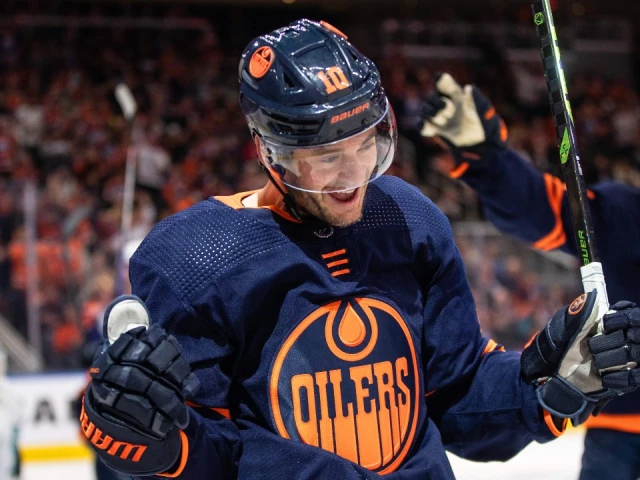 Oilers place forward Derek Ryan on waivers, Brown loaned to AHL