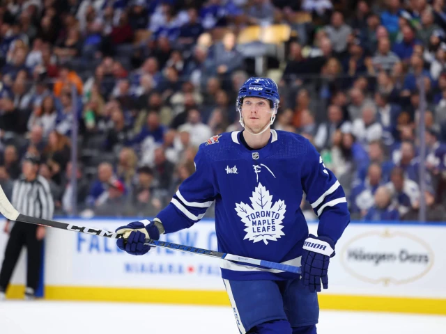 What should the Edmonton Oilers expect from new defenceman John Klingberg?