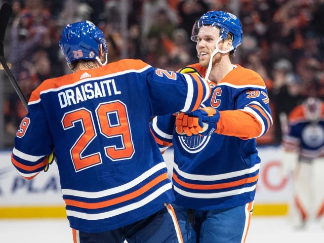 32 Thoughts: How record profits in NHL could impact salary cap, next CBA