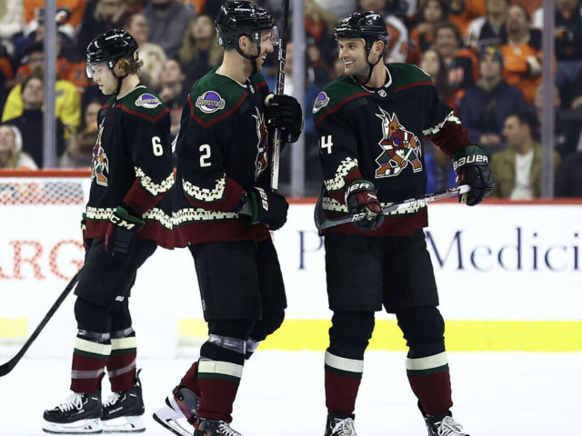 Coyotes place Kassian, Nemeth on waivers for buyout