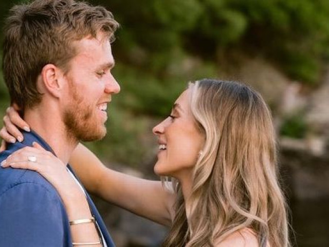 Oilers star Connor McDavid gets engaged