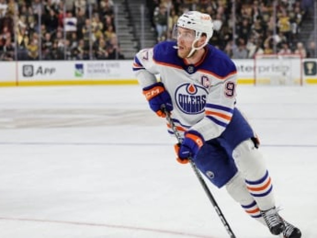 Oilers' McDavid wins Hart Trophy, 3 other awards to cap superlative 153-point season