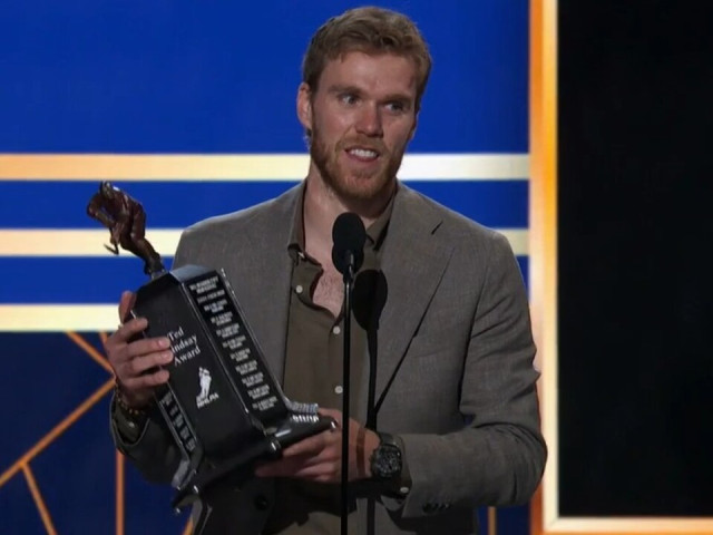 Oilers’ McDavid wins 2022-23 Ted Lindsay Award: ‘The most prestigious award we give out’